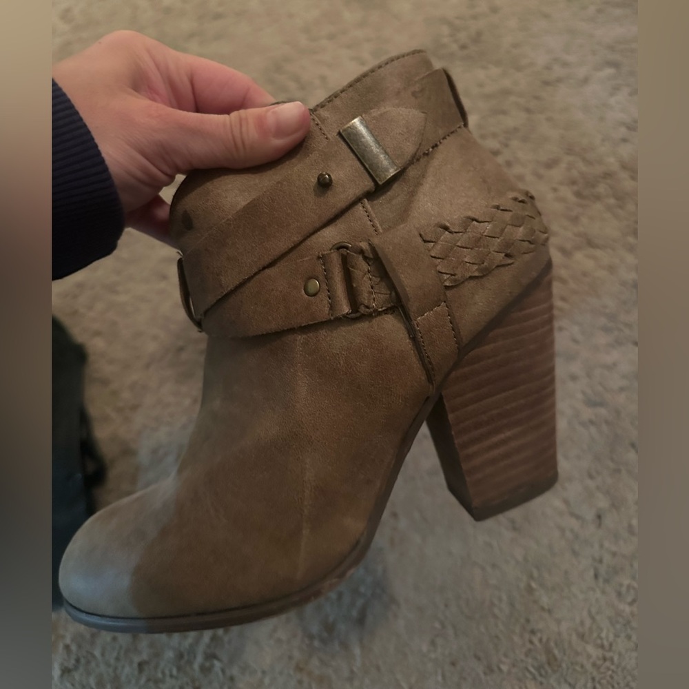 XOXO tan booties
